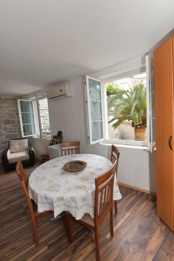 Hostel Michel Budva Exterior foto